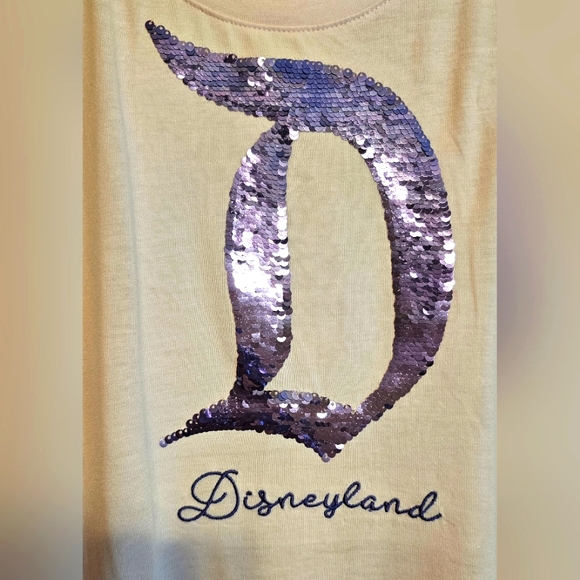 Disney Parks Disneyland Logo Shirt Two Sided Sequins  Size L  NWT - Picture 2 of 6